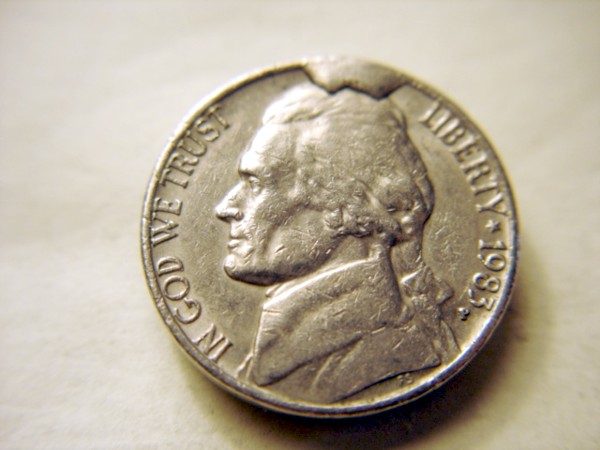 1983-P-Jefferson-Nickel--Cud-On-Obverse